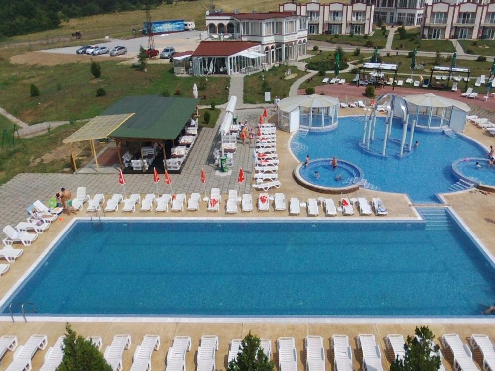 Апартаментен Туристически Комплекс Аква Терми Krasnovo 外观 照片